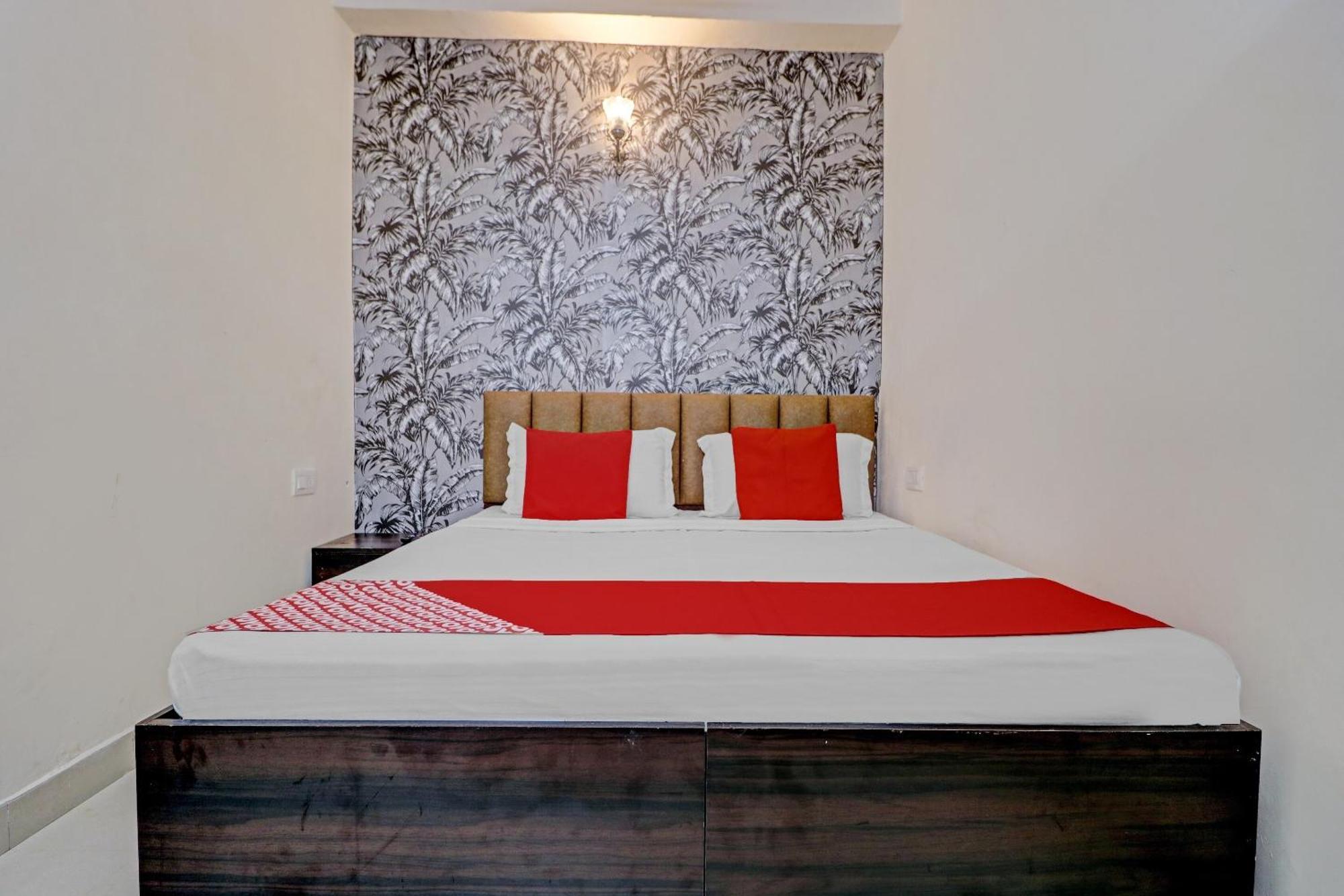Hotel O Sky View Ludhijána Kültér fotó
