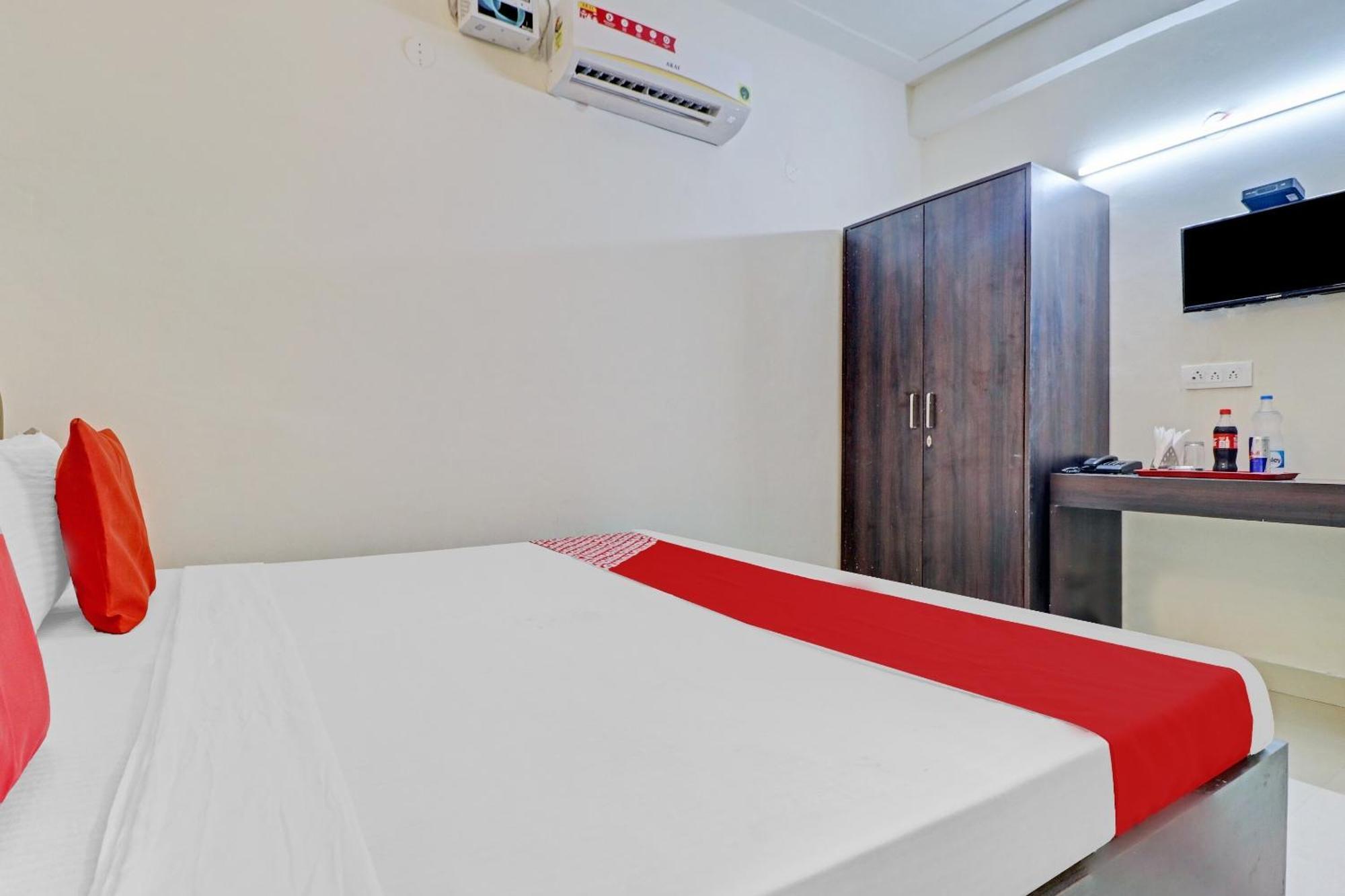 Hotel O Sky View Ludhijána Kültér fotó